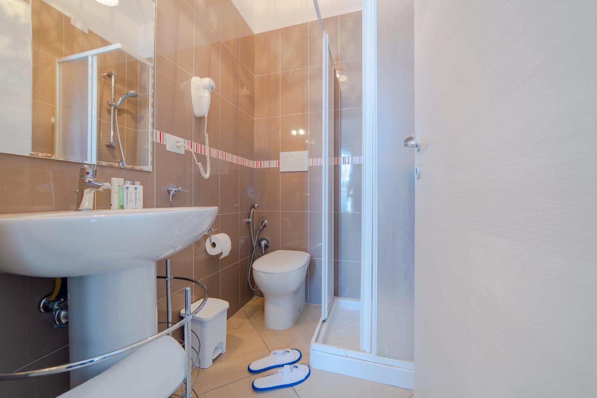 Sterlizia Rooms กัลลีโปลี ภายนอก รูปภาพ